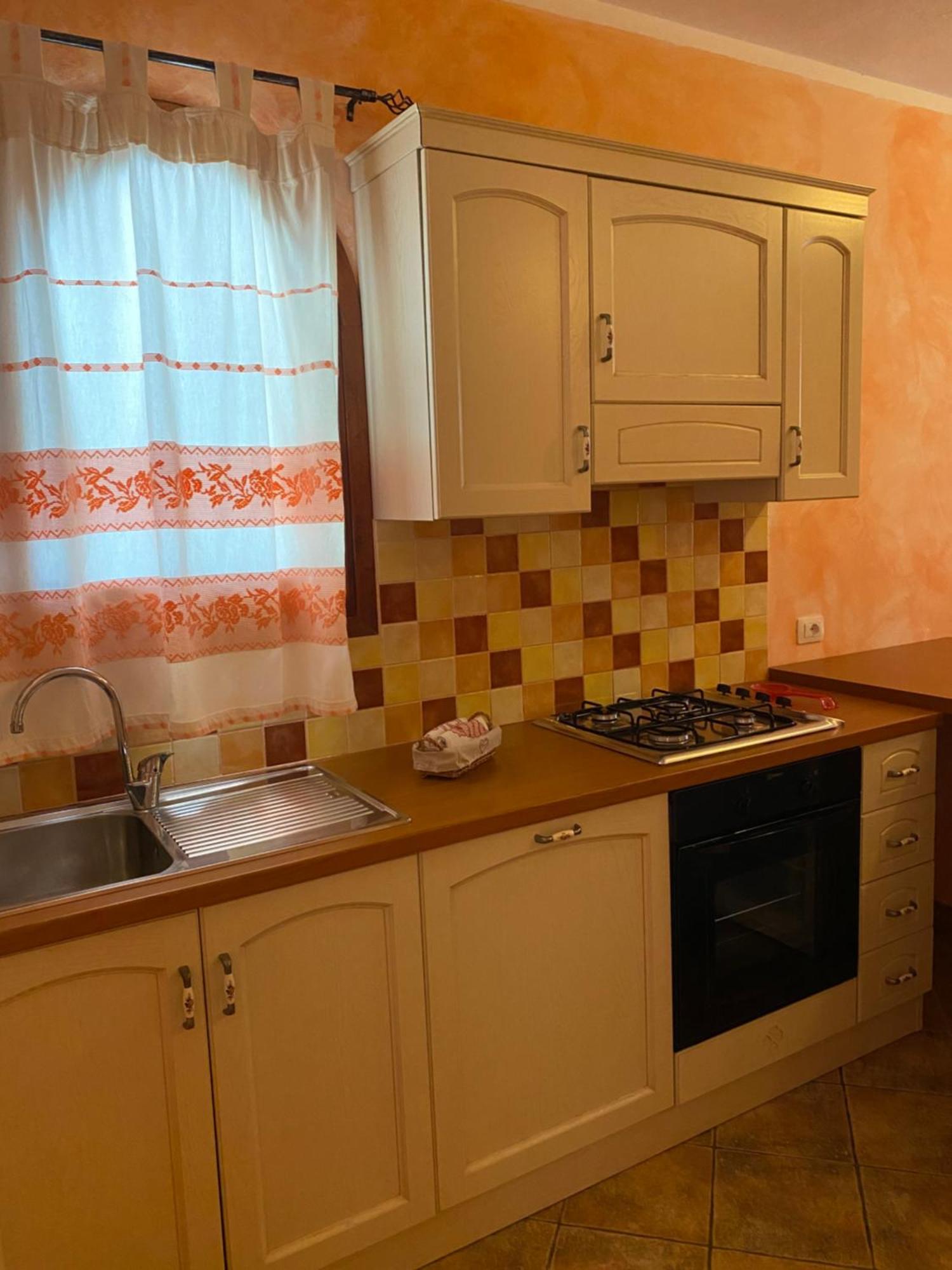 Case Vacanze Villa Rosita San Teodoro  Ngoại thất bức ảnh